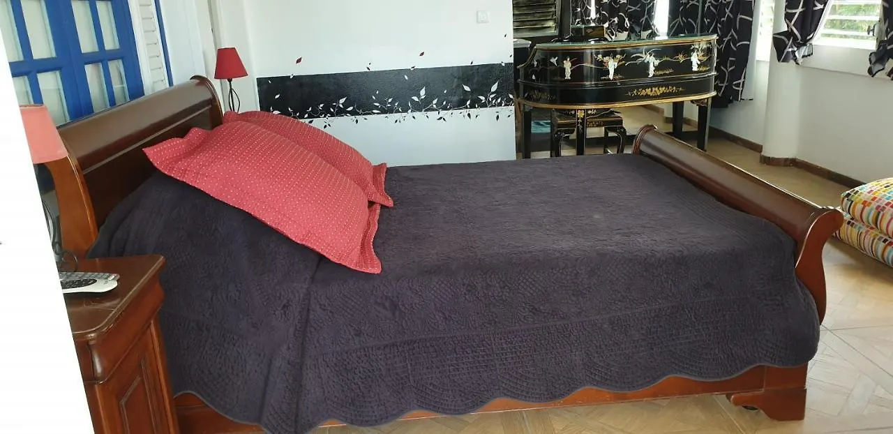 VI Get' S Bed & Breakfast Fort-de-France 0*,